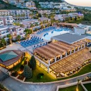 GRAND HOTEL